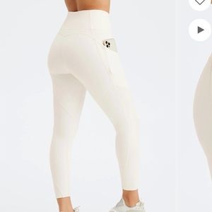 Fabletics Oasis Hi 7/8 Leggings